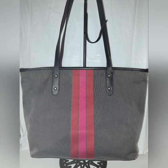 Coach Horse And Carriage City Tote - Picture 2 of 10